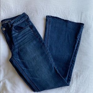 Women’s American Eagle size 6 Hi Rise Artist Jeans